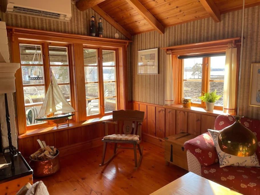 לקסנד Lake Lodge Roennaes מראה חיצוני תמונה