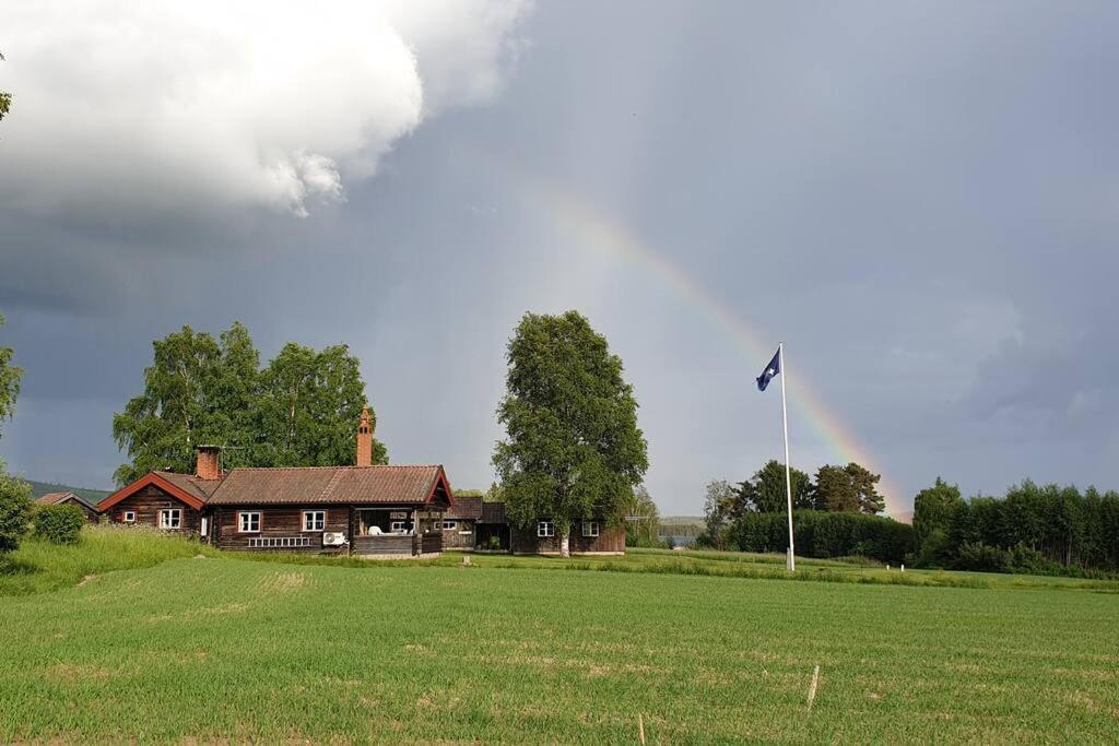 לקסנד Lake Lodge Roennaes מראה חיצוני תמונה