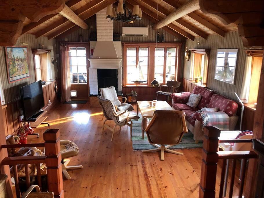 לקסנד Lake Lodge Roennaes מראה חיצוני תמונה