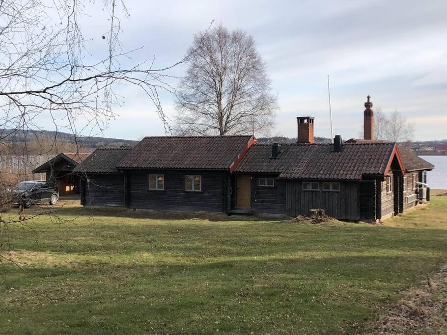 לקסנד Lake Lodge Roennaes מראה חיצוני תמונה