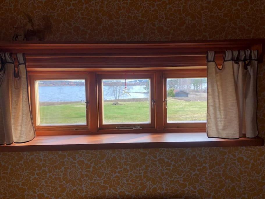 לקסנד Lake Lodge Roennaes מראה חיצוני תמונה